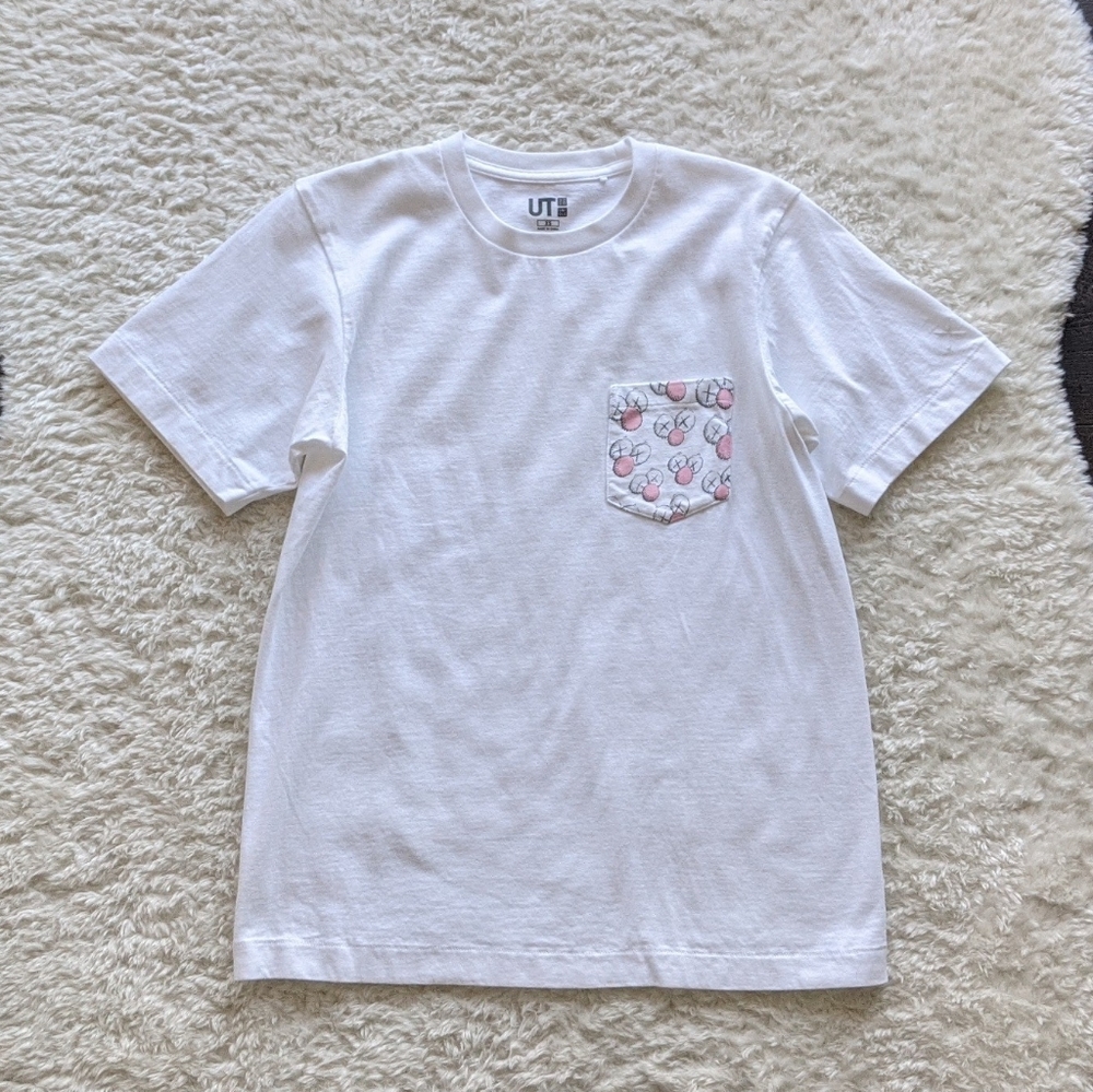 Uniqlo x KAWS T-shirt
